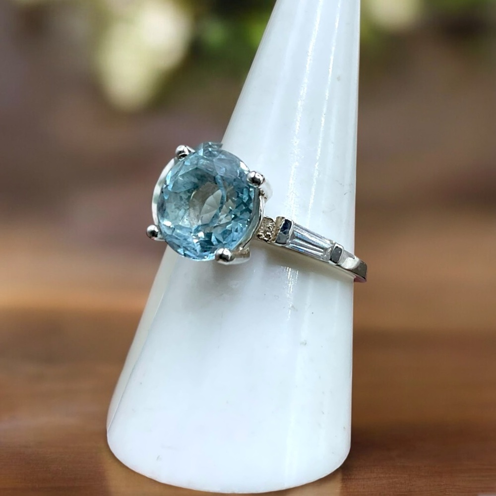 🌺LARGE Sterling & 2 + CTW Genuine Blue Topaz & CZ Ring